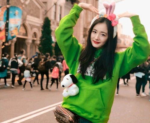 一线吃瓜娱乐圈讲什么,揭秘明星幕后故事